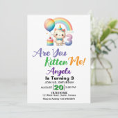 Invitation Fête d'anniversaire de 3 ans pour un adorable chat (Debout devant)