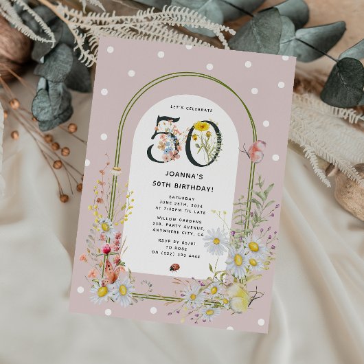 Invitation Fête d'anniversaire de 50 ans sous une arche flora