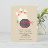 Invitation Fête d'anniversaire de Bowling Vintage Bash (Debout devant)