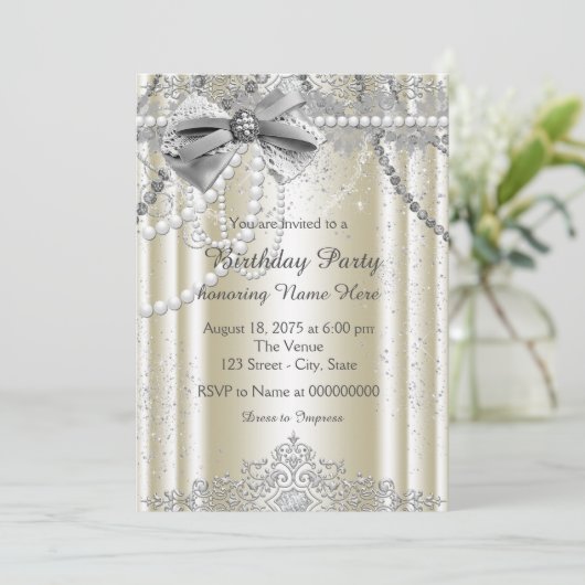 Invitation Fête d'anniversaire de femme perle ivoire (Debout devant)