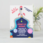 Invitation Fête d'anniversaire de fusée spatiale (Debout devant)