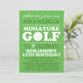 Invitation Fête d'anniversaire de golf miniature de temps de (Debout devant)