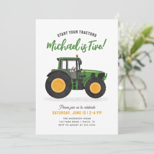 Invitation Fête d'anniversaire de Green Tractor (Debout devant)