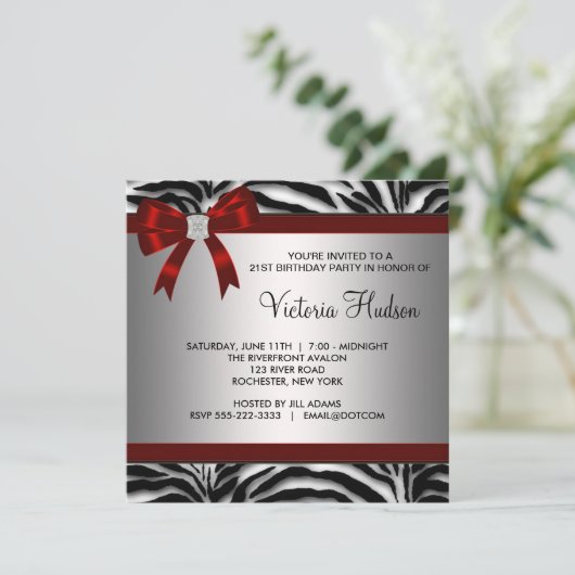 Invitation Fête d'anniversaire de la fille du zèbre rouge fem (Debout devant)