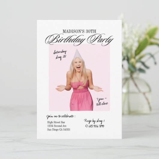 Invitation Fête d'anniversaire de la majorité avec un script (Debout devant)