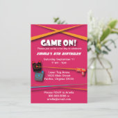 Invitation Fête d'anniversaire de la marque laser de la fille (Debout devant)