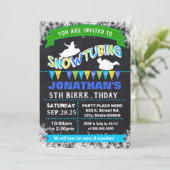 Invitation Fête d'anniversaire de la neige en sanglots bleu (Debout devant)