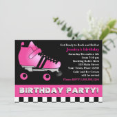 Invitation Fête d'anniversaire de la Patinée à roulettes rose (Debout devant)