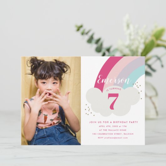 Invitation Fête d'anniversaire de Rainbow cloud (Debout devant)