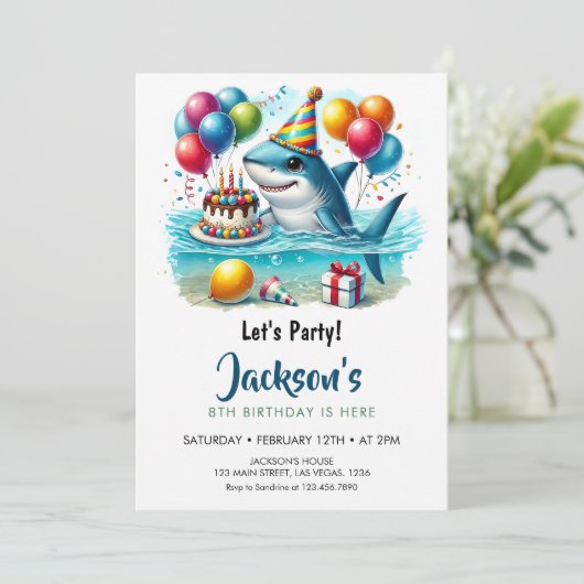 Invitation Fête d'anniversaire de Shark Boy (Debout devant)