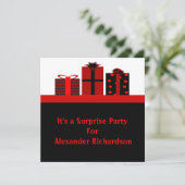 Invitation Fête d'anniversaire des cadeaux noirs et rouges (Debout devant)