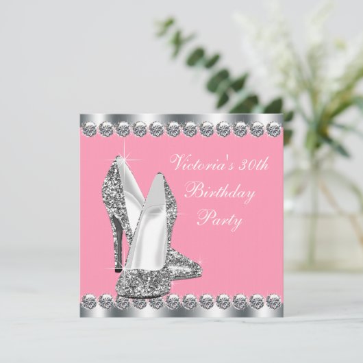 Invitation Fête d'anniversaire des femmes rose et argent (Debout devant)