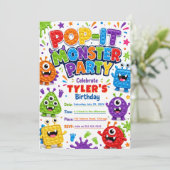 Invitation Fête d'anniversaire des monstres mignons Pop It (Debout devant)