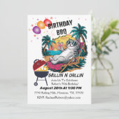 Invitation Fête d'anniversaire d'été Grillin Kitty Cat  (Debout devant)