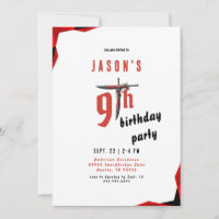 Fête d'anniversaire du garçon à l'épée rouge
