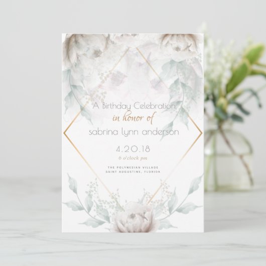 Invitation Fête d'anniversaire | Élégantes Peonies blanches e (Debout devant)