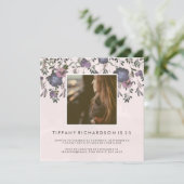 Invitation Fête d'anniversaire florale moderne | Photo (Debout devant)