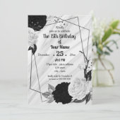 Invitation Fête d'anniversaire florale noire et blanche (Debout devant)