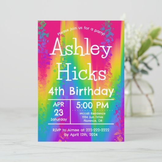 Invitation Fête d'anniversaire groovy arc-en-ciel tie-dye pou (Debout devant)