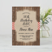 Invitation Fête d'anniversaire Red En vichy Burlap BBQ Invita (Debout devant)