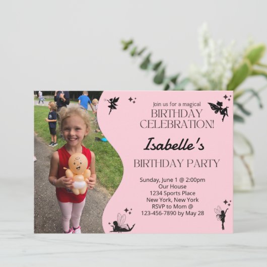 Invitation fête d'anniversaire rose (Debout devant)