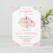 Invitation Fête d'anniversaire rose Citrouille (Debout devant)