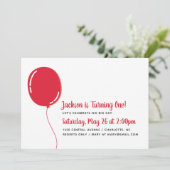 Invitation Fête d'anniversaire rouge simple moderne de ballon (Debout devant)