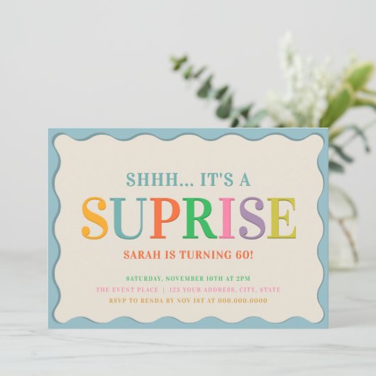 Invitation Fête d'anniversaire surprise moderne (Debout devant)