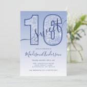 Invitation Fête d'anniversaire Sweet 16 avec écriture paillet (Debout devant)