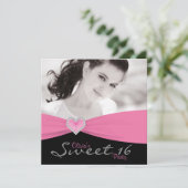 Invitation Fête d'anniversaire Sweet 16 rose noir (Debout devant)