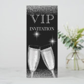 Invitation Fête d'anniversaire VIP Glitzy Silver (Debout devant)