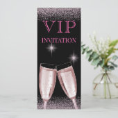 Invitation Fête d'anniversaire VIP rose clinquant (Debout devant)