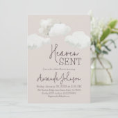 Invitation Fête de Bébé Ciel Envoyé Beige Rêveur (Debout devant)