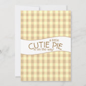 Invitation Fête de Bébé Cutie Pie avec Ruban Gingham Neutre (Dos)