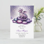 Invitation Fête de Bébé du Dragon Magique Violet (Debout devant)