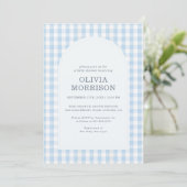 Invitation Fête de bébé garçon en Gingham Bleu Tout en Un (Debout devant)
