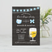 Invitation Fête de bébé garçon rustique à bière et couches da (Debout devant)