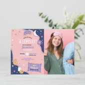 Invitation Fête de bois d'oeuvre Anniversaire Dormir Mignonne (Debout devant)