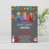 Invitation Fête de bowling de super-héros (Debout devant)