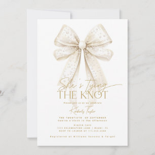 Invitation Fête de fiançailles de Pearls Bow She's Tying The
