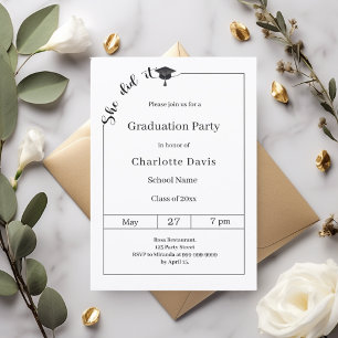 Invitation Fête de fin d'études noir blanc Elle a réussi