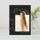 Invitation Fête de graduation Black Gold moderne (Debout devant)