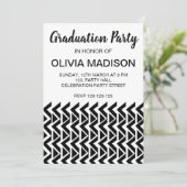 Invitation Fête de graduation Chevron noir et blanc (Debout devant)