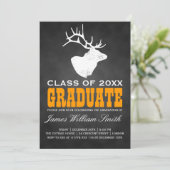 Invitation Fête de graduation de Chalkboard Deer Black Orange (Debout devant)