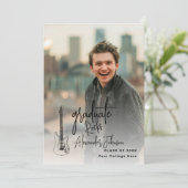 Invitation Fête de graduation de la photo verticale (Debout devant)