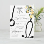 Invitation Fête de graduation de l'école de soins infirmiers  (Debout devant)