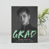 Invitation Fête de graduation de peinture à la menthe moderne (Debout devant)