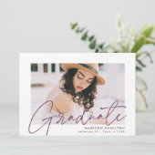 Invitation Fête de graduation photo de script violet moderne (Debout devant)