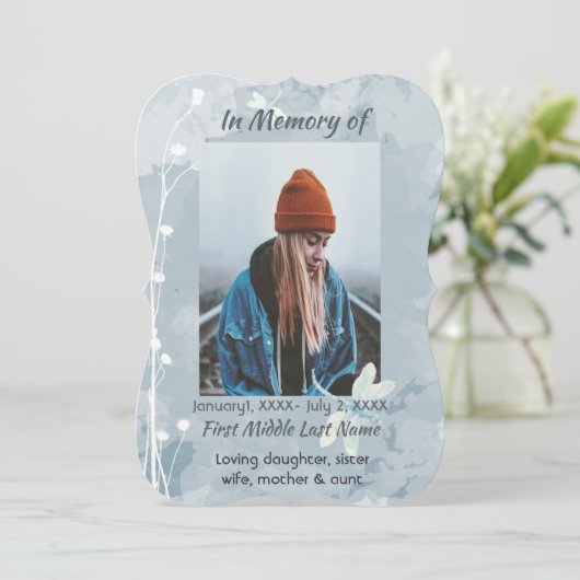 Invitation Fête de la Fleur blanche de libellule du service d (Debout devant)