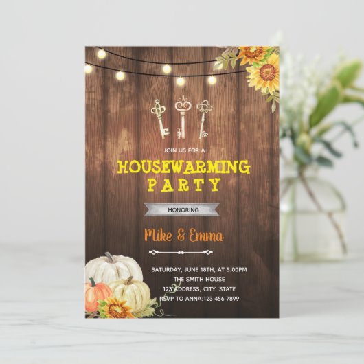 Invitation Fête de la maison citrouille (Debout devant)